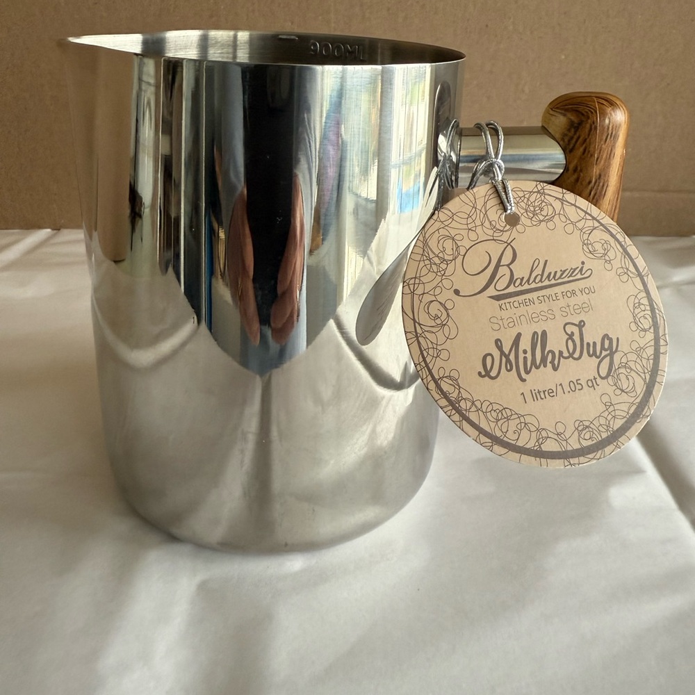 New with Tag Balduzzi  Stainless Steel Milk Jug for Steaming/Frothing Milk